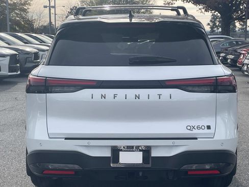 Certified 2026 INFINITI QX60 Autograph w/ Dark Cargo Package image 3