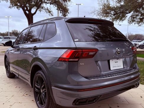 Used 2022 Volkswagen Tiguan SE R-Line image 7