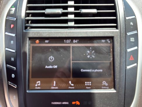 Used 2018 Lincoln MKC Select FWD image 30