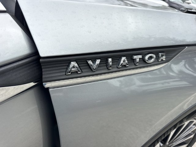 Used 2023 Lincoln Aviator Reserve RWD image 26