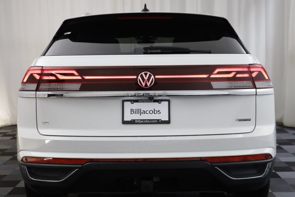Certified 2024 Volkswagen Atlas Cross Sport SE AWD/4WD image 14