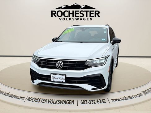 Used 2022 Volkswagen Tiguan SE R-Line AWD/4WD image 1