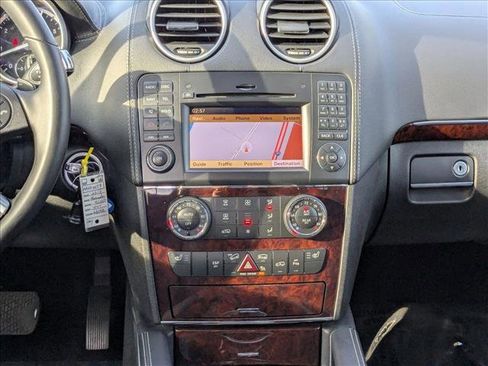 Used 2010 Mercedes-Benz GL 450 4MATIC image 15