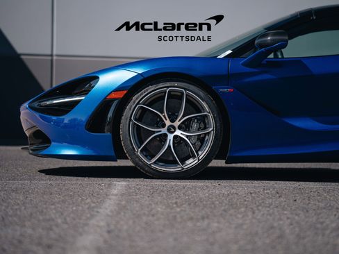 Used 2022 McLaren 720S Luxury RWD image 22