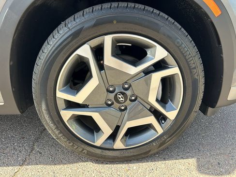 Used 2025 Hyundai Palisade SEL FWD image 9