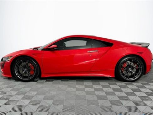 Used 2018 Acura NSX image 2