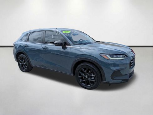 Used 2025 Honda HR-V Sport image 2