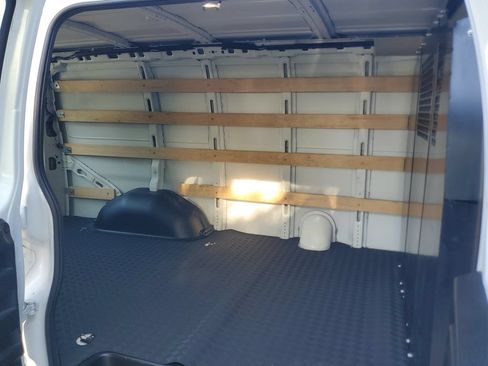 Used 2025 Chevrolet Express 2500 w/ Driver Convenience Package RWD image 12