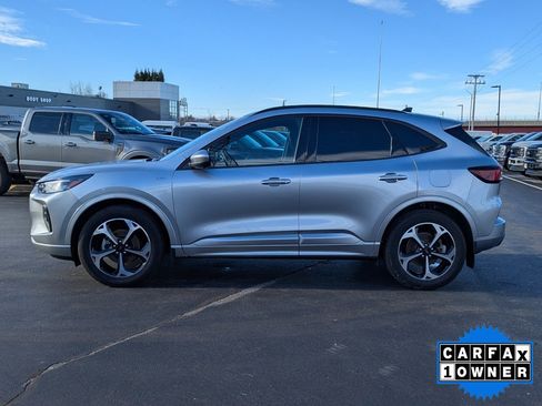 Certified 2023 Ford Escape ST-Line Select w/ Tech Pack #2 image 7