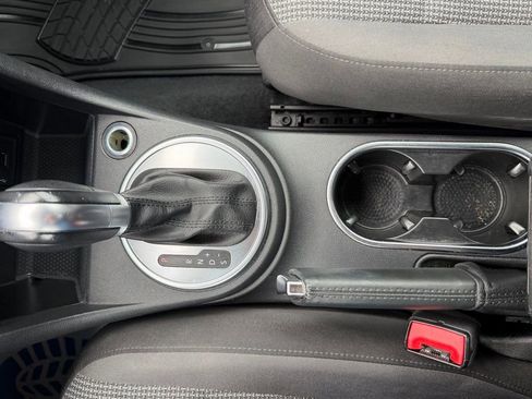 Used 2019 Volkswagen Beetle 2.0T S image 20