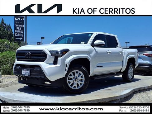 Used 2025 Toyota Tacoma SR5 RWD image 1