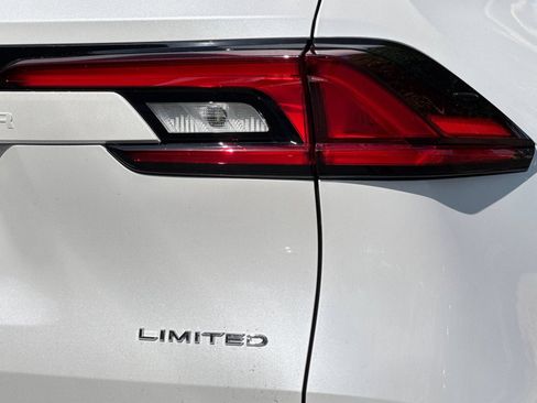 New 2026 Toyota Grand Highlander AWD Hybrid image 32