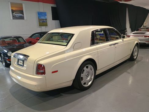Used 2006 Rolls-Royce Phantom Sedan RWD image 7