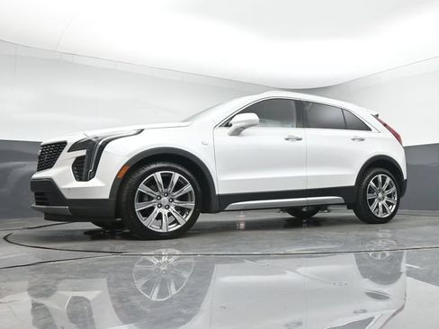 Used 2019 Cadillac XT4 Premium Luxury AWD/4WD image 13