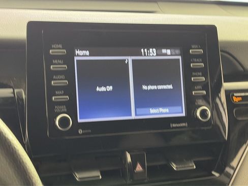 Used 2023 Toyota Camry LE FWD image 15