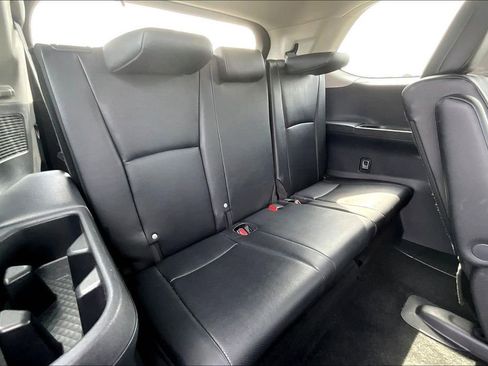 Used 2025 Toyota Grand Highlander FWD image 37