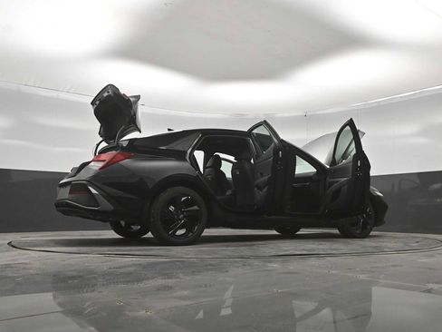New 2026 Hyundai Elantra SEL Sport FWD image 46
