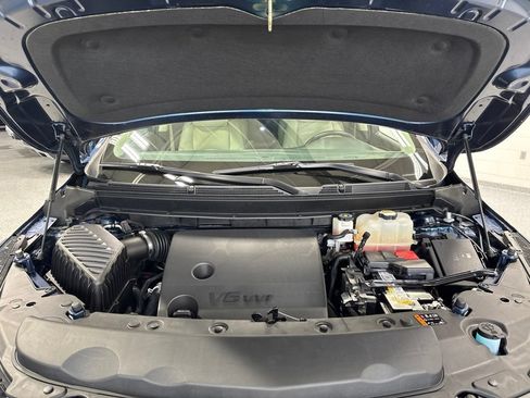 Used 2023 Buick Enclave Essence AWD/4WD image 50