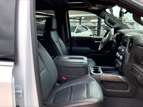 Used 2021 GMC Sierra 1500 Denali w/ Denali Ultimate Package image 9