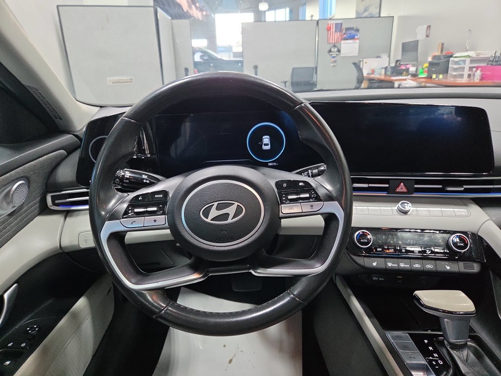 Used 2024 Hyundai Elantra Limited FWD image 26