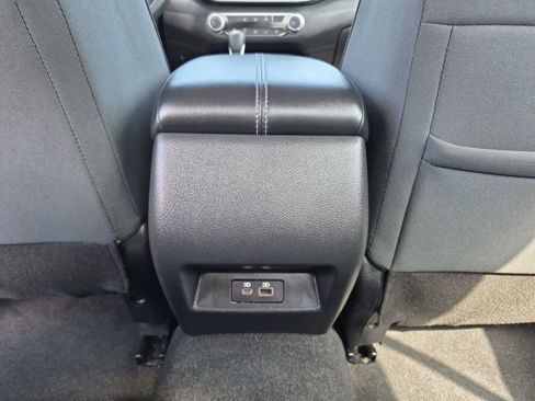 Used 2025 Nissan Altima 2.5 SV FWD image 16
