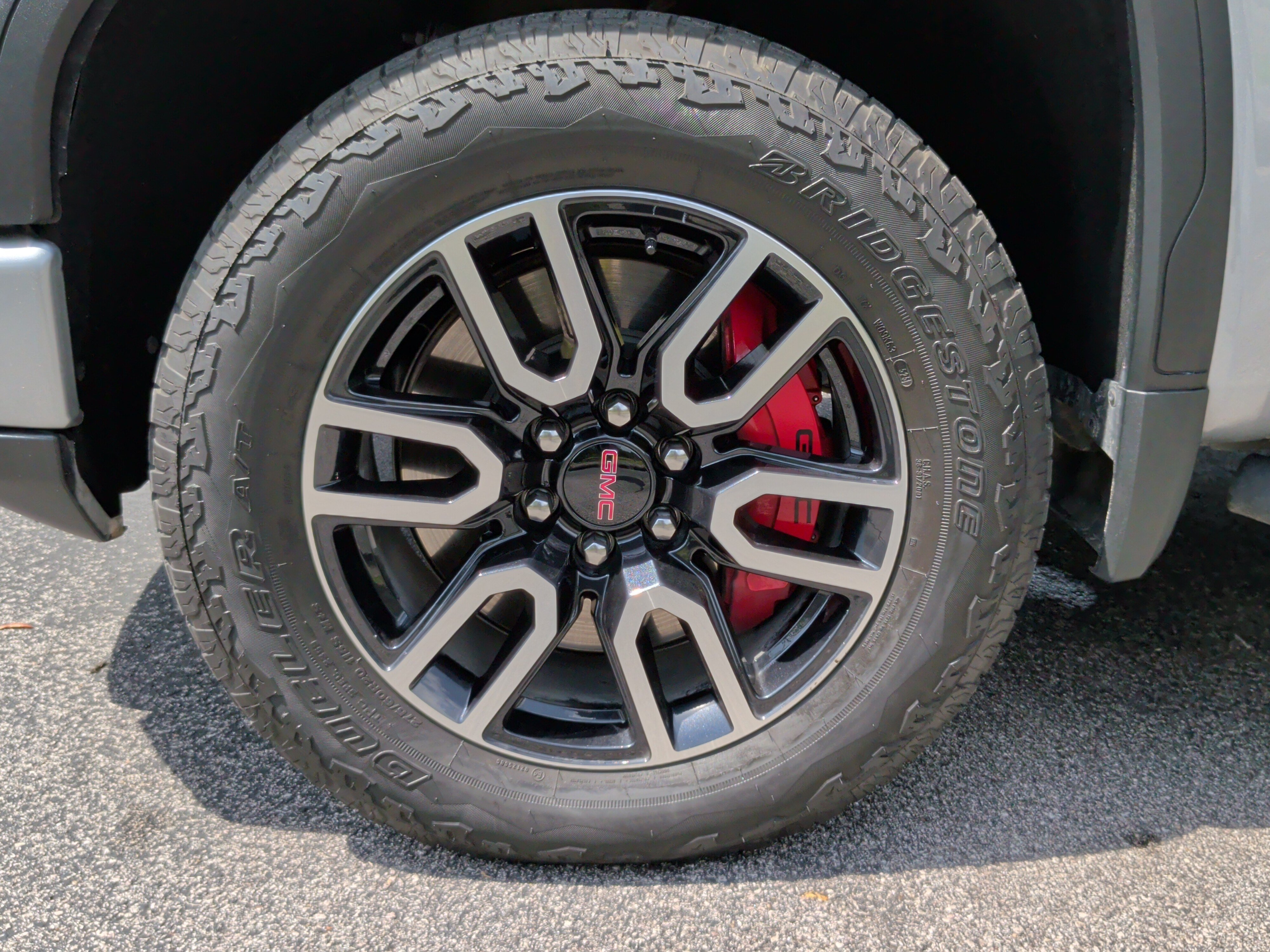 Used 2026 GMC Sierra 1500 AT4 w/ AT4 Premium Package AWD/4WD image 16