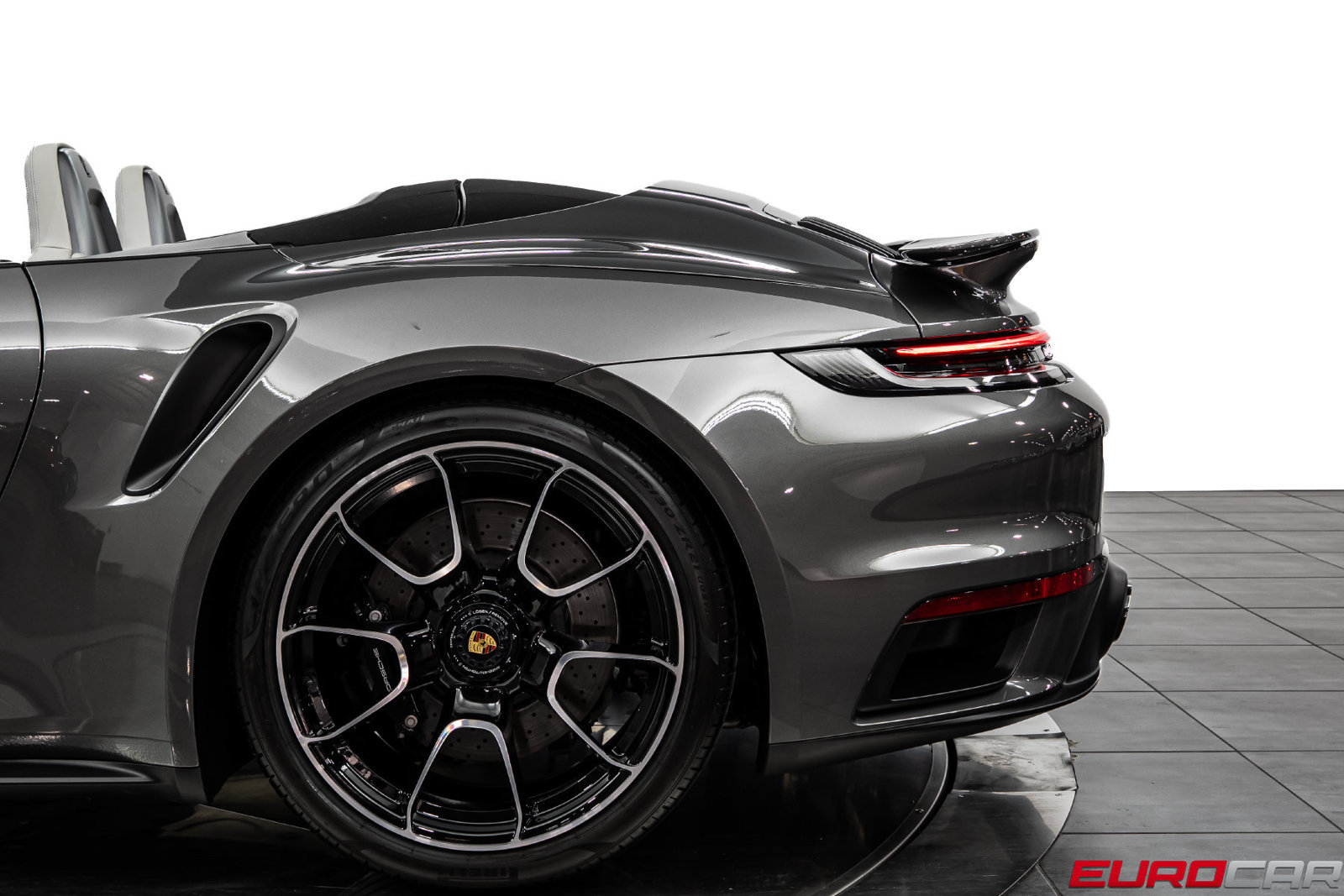 Used 2022 Porsche 911 Turbo AWD/4WD image 18
