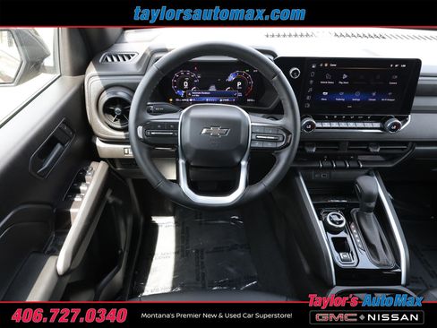 Used 2025 Chevrolet Colorado Trail Boss AWD/4WD image 40