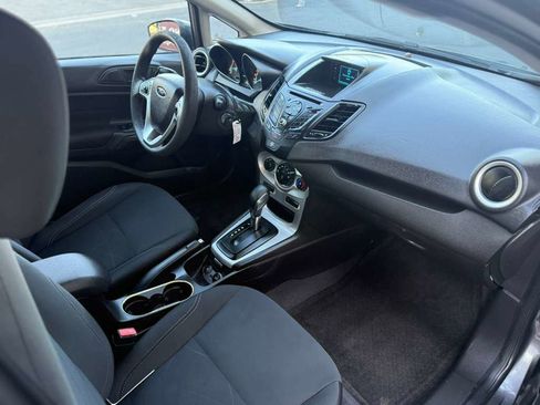 Used 2017 Ford Fiesta SE FWD image 17