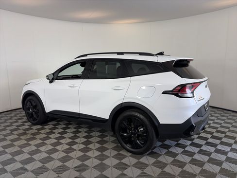 Certified 2025 Kia Sportage X-Line w/ Premium Package AWD/4WD image 8