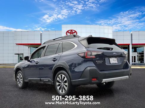 Used 2023 Subaru Outback Limited AWD/4WD image 3