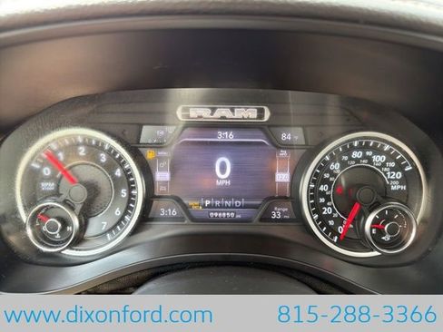 Used 2019 RAM 1500 Laramie AWD/4WD image 17