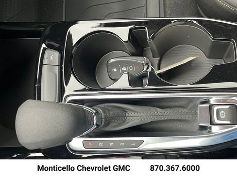 New 2026 Chevrolet Trax LT w/ Driver Confidence Package FWD image 20