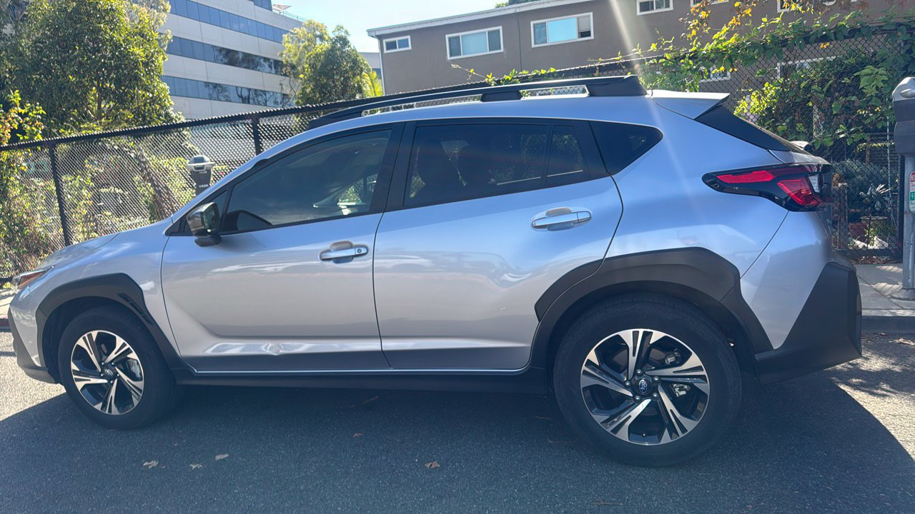 Used 2024 Subaru Crosstrek 2.0i Premium w/ Crosstrek Mirror Package AWD/4WD image 6