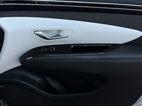 Certified 2024 Hyundai Tucson Limited FWD image 27