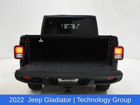 Used 2022 Jeep Gladiator Sport AWD/4WD image 6
