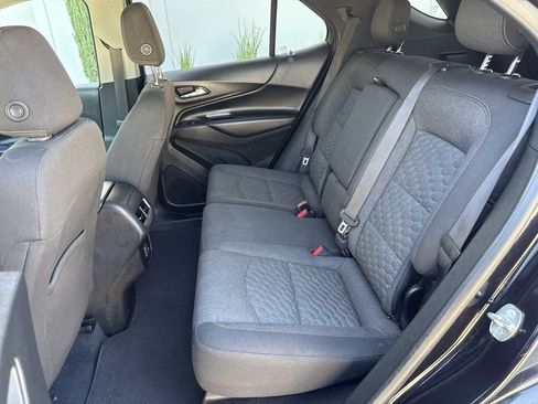 Used 2020 Chevrolet Equinox LT FWD image 12