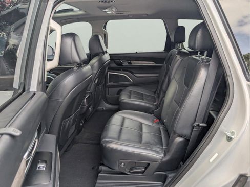 Used 2022 Kia Telluride EX w/ EX Premium Package AWD/4WD image 13