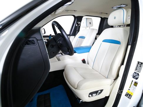 Certified 2023 Rolls-Royce Cullinan w/ Cullinan Package AWD/4WD image 13