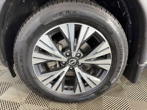 Certified 2023 Nissan Rogue SL w/ SL Premium Package image 13