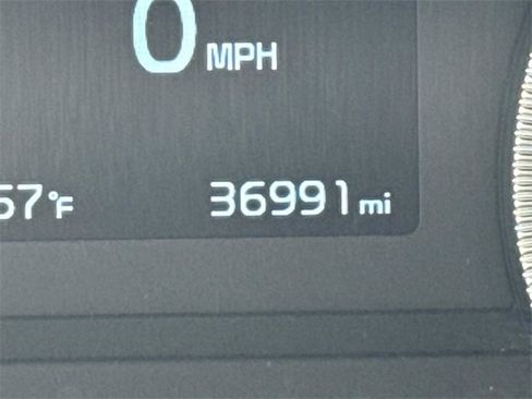 Used 2021 Kia Telluride EX w/ EX Premium Package image 29