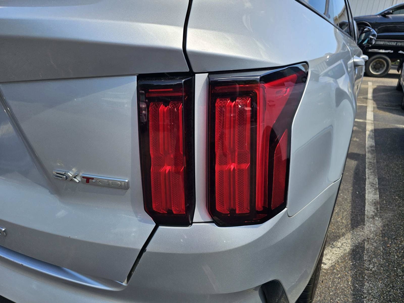 Used 2021 Kia Sorento SX FWD image 10