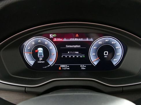 Used 2023 Audi Q5 2.0T Premium Plus w/ Premium Plus Package AWD/4WD image 16