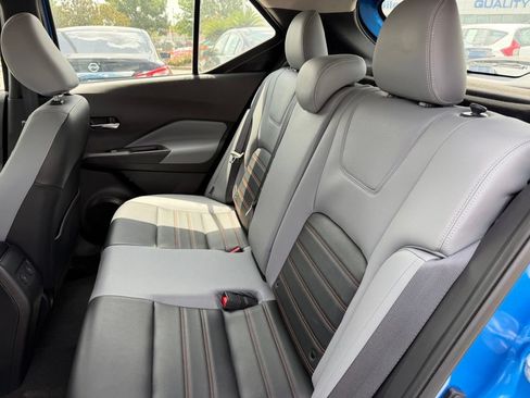 Used 2023 Nissan Kicks SR w/ SR Premium Package FWD image 11