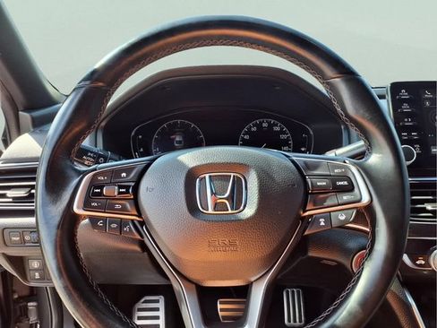 Used 2019 Honda Accord Sport image 18