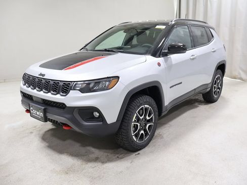 New 2026 Jeep Compass Trailhawk AWD/4WD image 3