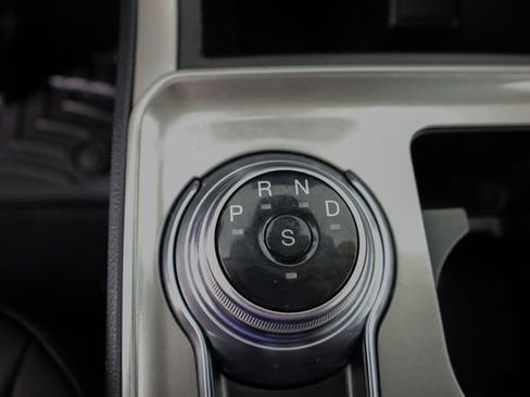 Used 2024 Ford Edge SEL w/ Convenience Package image 43