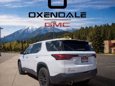 Used 2023 Chevrolet Traverse LT FWD image 5