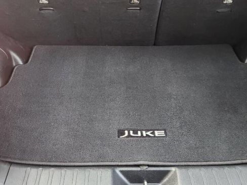 Used 2013 Nissan Juke S image 17