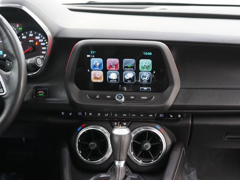 Used 2017 Chevrolet Camaro SS RWD image 27